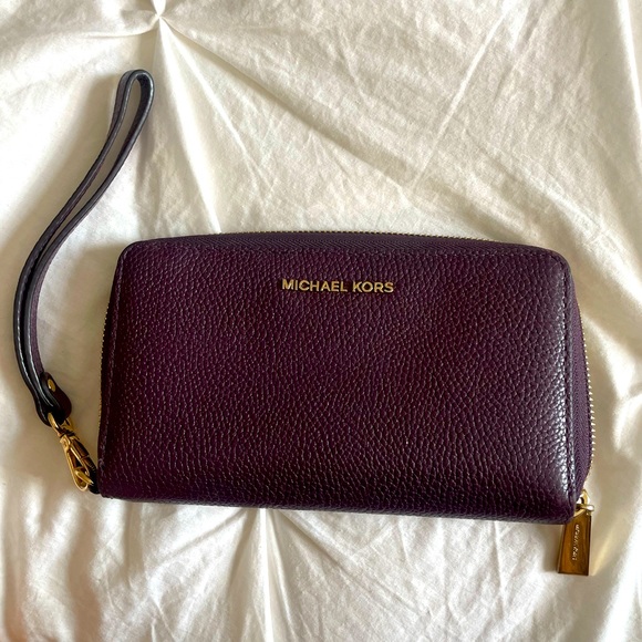 Brand NWT Michael Kors Wallet - Picture 1 of 8